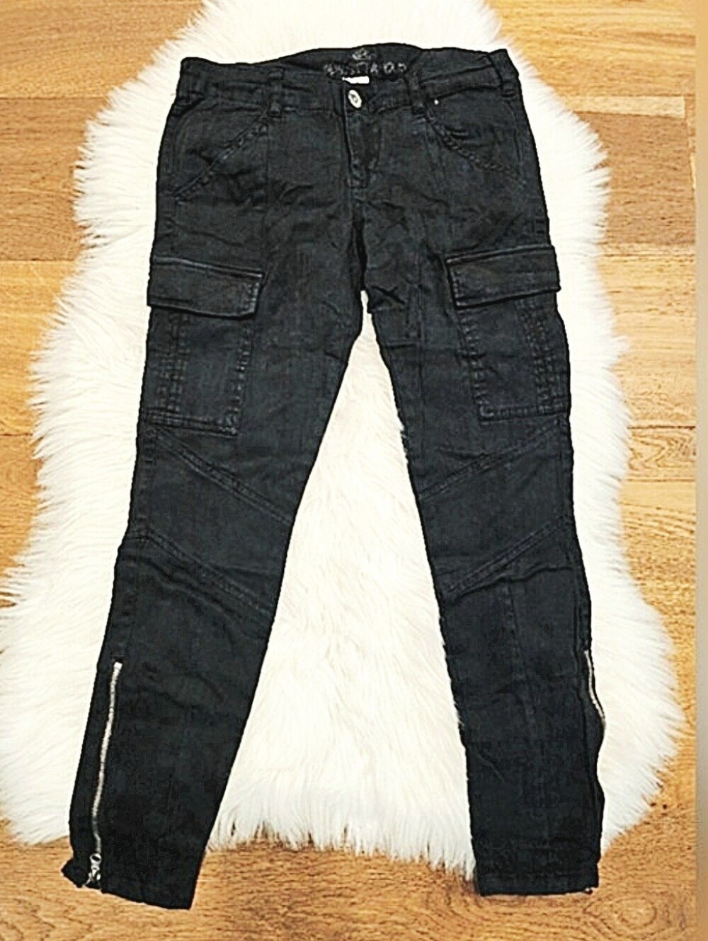Almost Famous Vintage Black Cargo Pants